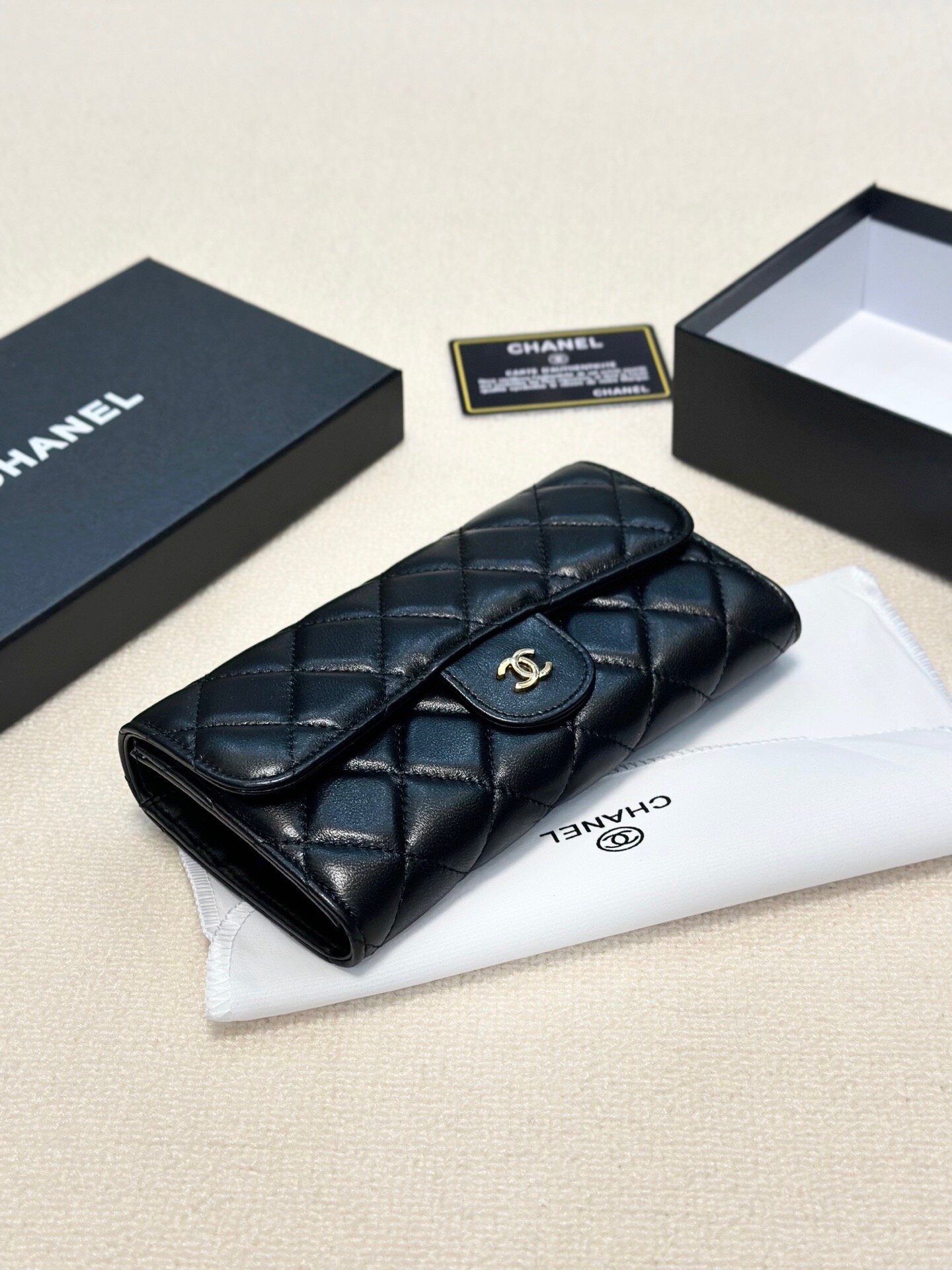 chanel wallet 19x10 6
